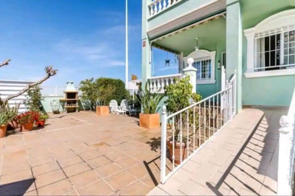 Bungalow Adaptado, Terraza Muy Grande Y Soleada. Gran Alacant Exteriör bild
